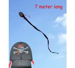 Piraten Vlieger - met een 7 meter lange mega staart